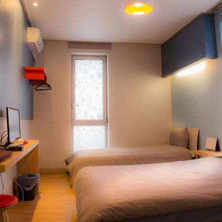ดีดับบลิว ดีไซน์ เรสซิเดนซ์ Hotel โซล ภายนอก รูปภาพ