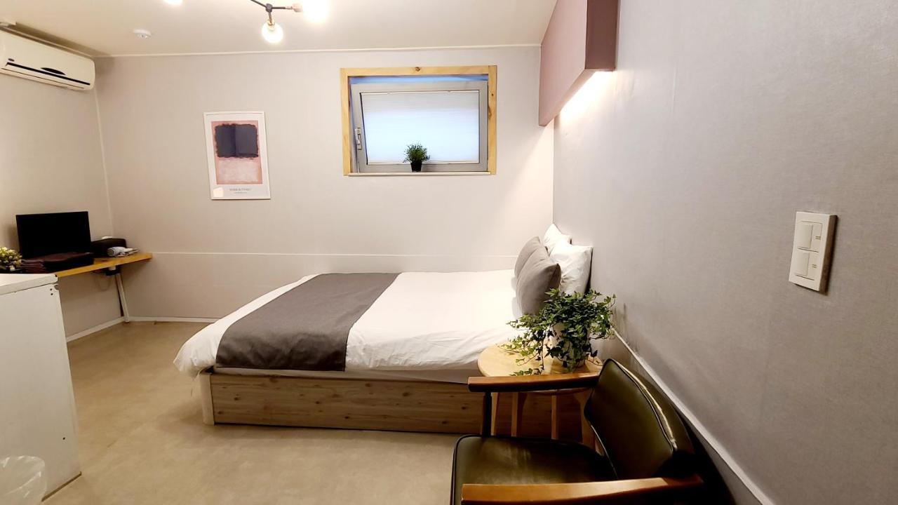 ดีดับบลิว ดีไซน์ เรสซิเดนซ์ Hotel โซล ภายนอก รูปภาพ
