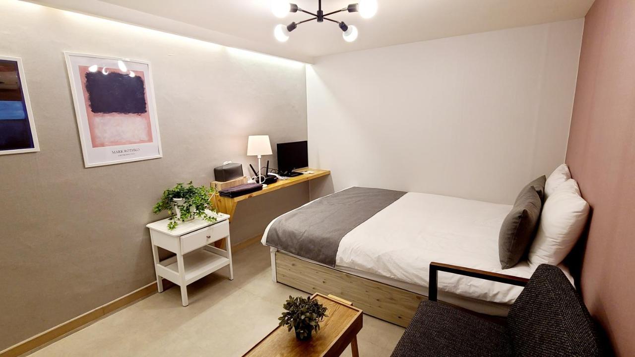 ดีดับบลิว ดีไซน์ เรสซิเดนซ์ Hotel โซล ภายนอก รูปภาพ