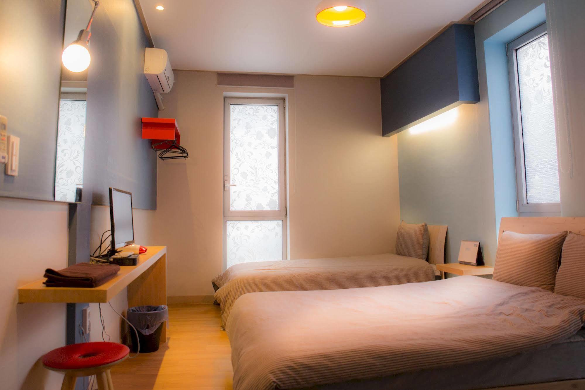 ดีดับบลิว ดีไซน์ เรสซิเดนซ์ Hotel โซล ภายนอก รูปภาพ